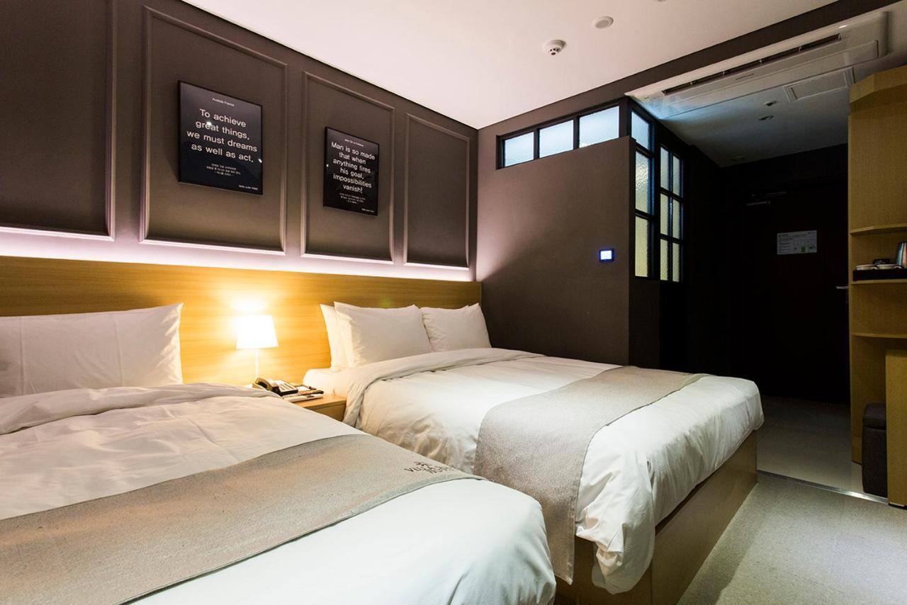Vella Suite Hotel Suwon Dış mekan fotoğraf